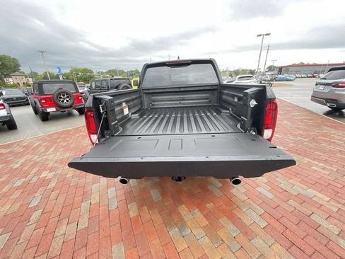 Certified 2025 Honda Ridgeline RTL image 32