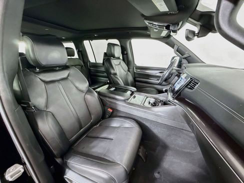 Used 2022 Jeep Wagoneer Series I w/ Convenience Group I RWD image 18