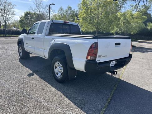 Used 2012 Toyota Tacoma 4x4 Access Cab w/ Convenience Pkg image 5