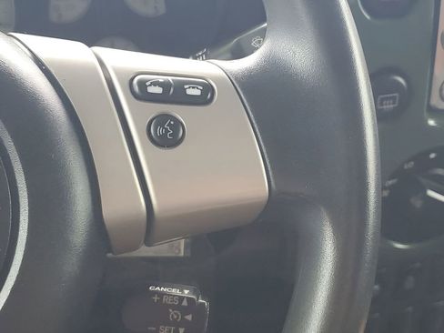 Used 2014 Toyota FJ Cruiser 2WD w/ Convenience Package image 31