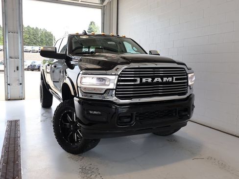 Used 2022 RAM 2500 Laramie AWD/4WD image 38