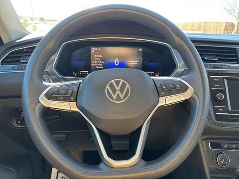 Used 2022 Volkswagen Tiguan S image 16