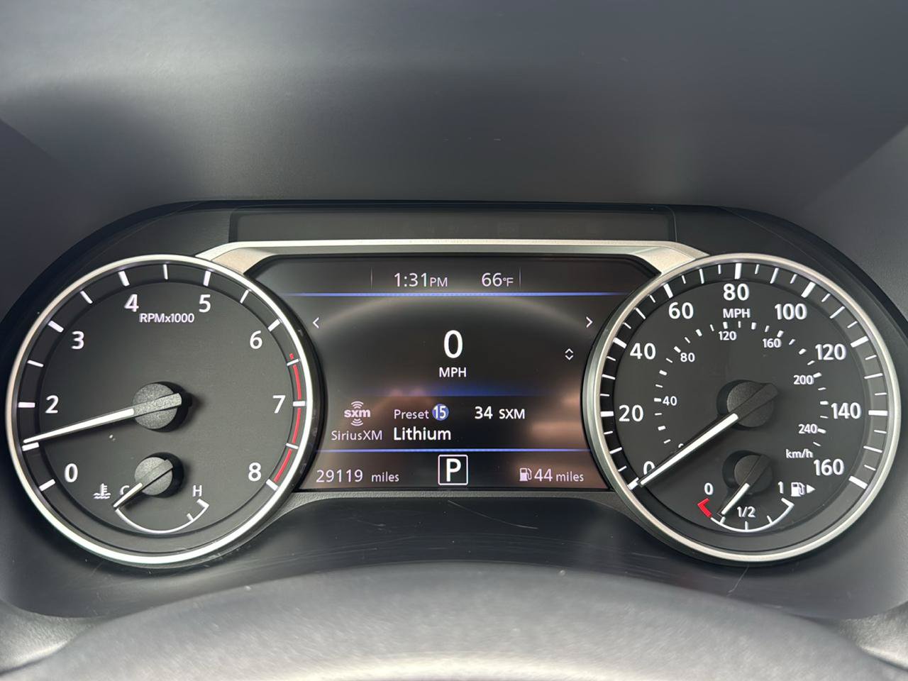 Used 2022 Nissan Sentra SR w/ SR Premium Package FWD image 10