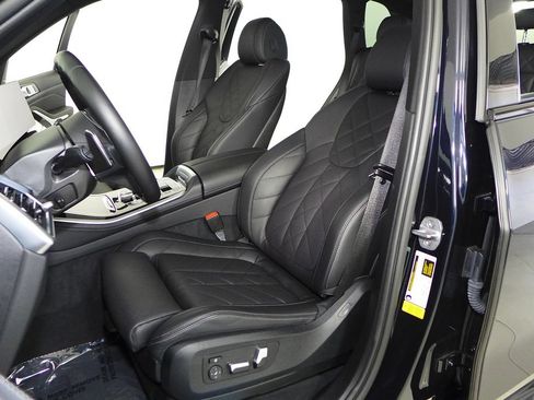 Used 2024 BMW X5 sDrive40i w/ M Sport Package RWD image 22