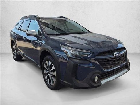 Used 2025 Subaru Outback Touring XT AWD/4WD image 3