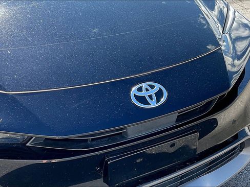 Used 2024 Toyota Prius XLE image 33