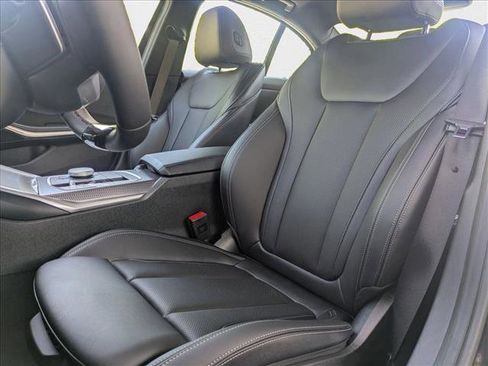 Used 2025 BMW 330i xDrive Sedan image 4