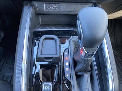 New 2026 GMC Canyon Elevation w/ Convenience Package image 28