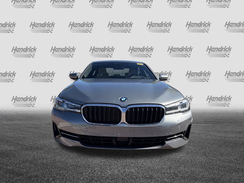 Certified 2023 BMW 530e xDrive w/ Premium Package image 3