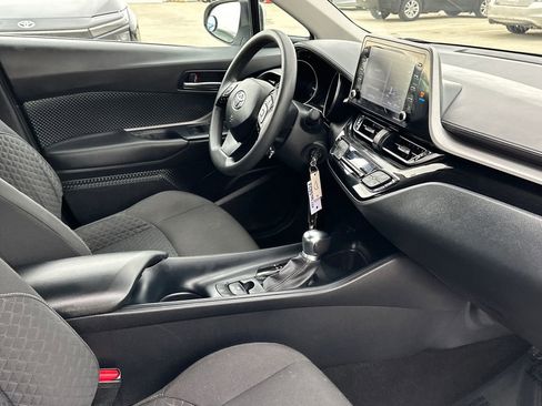 Used 2021 Toyota C-HR LE image 13