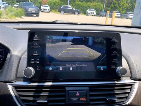 Used 2020 Honda Accord EX image 23