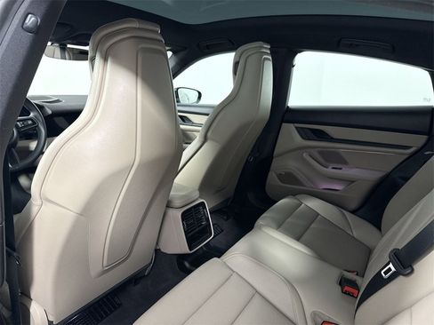 Certified 2021 Porsche Taycan 4S image 27