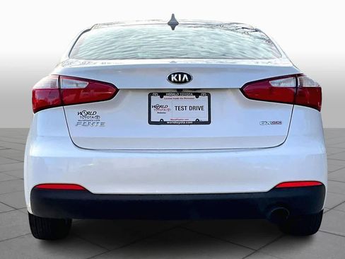 Used 2016 Kia Forte EX w/ EX Premium Package image 4