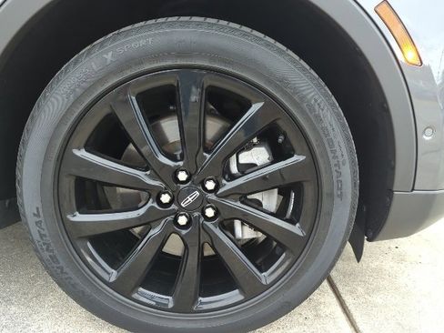 Used 2021 Lincoln Nautilus Reserve w/ Equipment Group 201A image 19