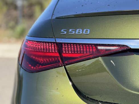 New 2026 Mercedes-Benz S 580 4MATIC Sedan image 11