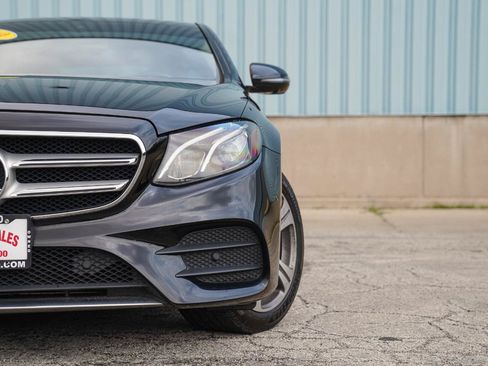 Used 2019 Mercedes-Benz E 300 4MATIC w/ Premium 1 Package image 2