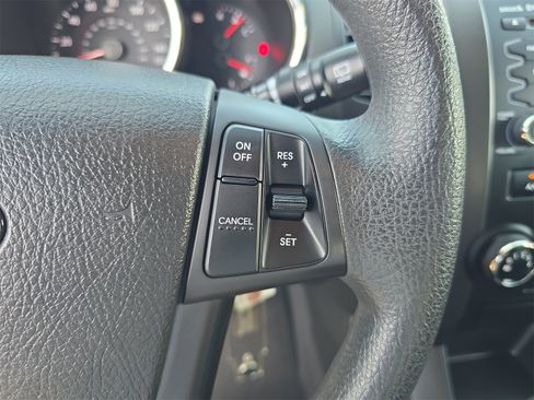 Used 2013 Kia Sorento LX image 20