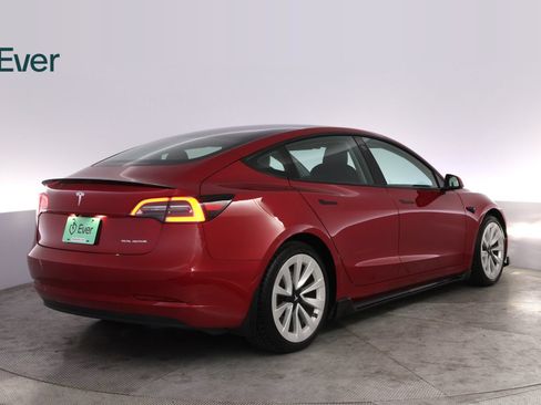 Used 2021 Tesla Model 3 Long Range AWD/4WD image 3