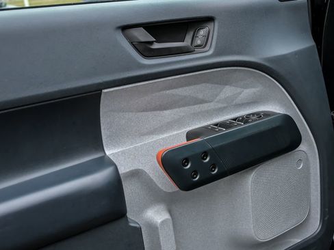 Used 2023 Ford Maverick XLT w/ XLT Luxury Package image 12