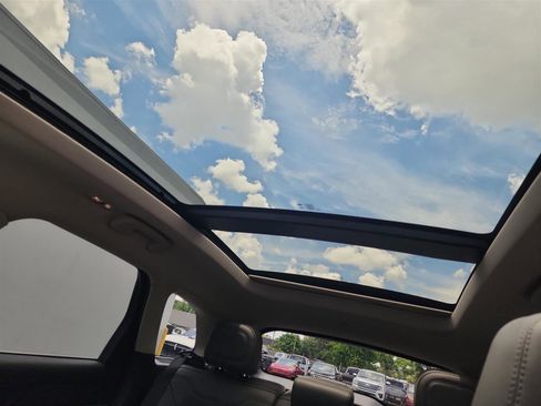 New 2025 Lincoln Corsair Reserve w/ Equipment Group 202A image 15