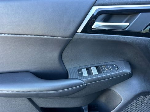 Used 2024 Mitsubishi Outlander SE FWD image 10