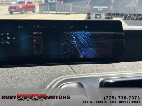 Used 2025 Ford Expedition Platinum AWD/4WD image 17