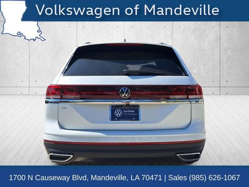 Certified 2026 Volkswagen Atlas SE FWD image 6