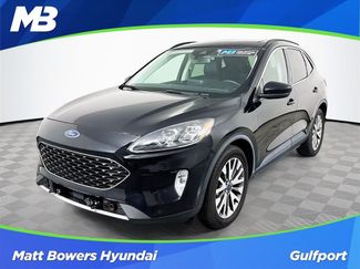 Used 2021 Ford Escape Titanium video 1