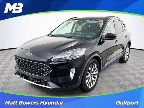 Used 2021 Ford Escape Titanium image 1