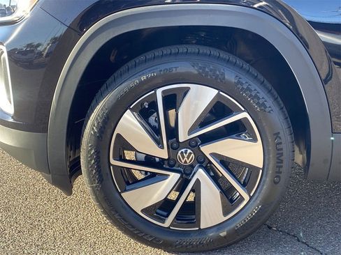 New 2026 Volkswagen Atlas SE image 6