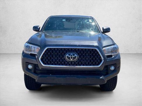 Used 2019 Toyota Tacoma TRD Off-Road AWD/4WD image 2