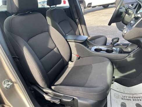 Used 2022 Chevrolet Malibu RS image 23