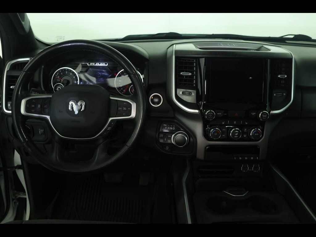 Used 2022 RAM 1500 Big Horn AWD/4WD image 17