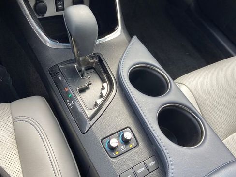 Used 2014 Toyota Avalon Limited image 21