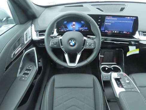Certified 2025 BMW X1 xDrive28i w/ Premium Package image 11