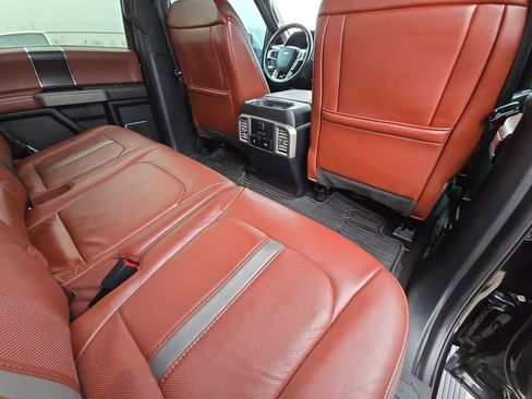 Used 2019 Ford F150 Platinum w/ Equipment Group 701A Luxury image 11