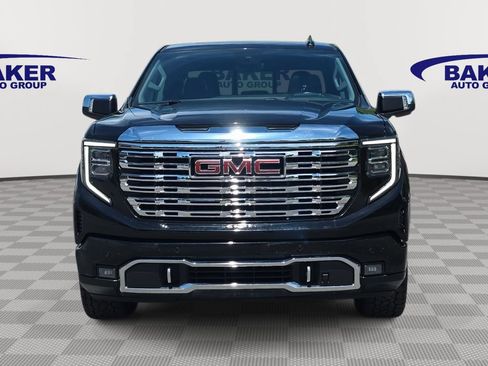 Used 2022 GMC Sierra 1500 Denali w/ Denali Reserve Package AWD/4WD image 2