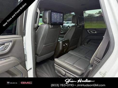 Used 2021 GMC Yukon SLT w/ Rear Media and Nav Package AWD/4WD image 26