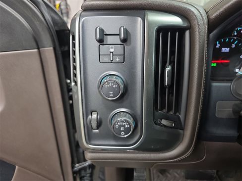 Certified 2017 Chevrolet Silverado 2500 LTZ w/ Duramax Plus Package image 24