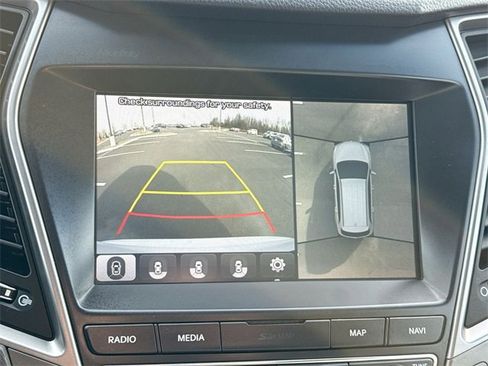 Used 2019 Hyundai Santa Fe XL image 38