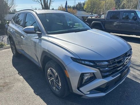 Used 2025 Hyundai Tucson Blue image 2
