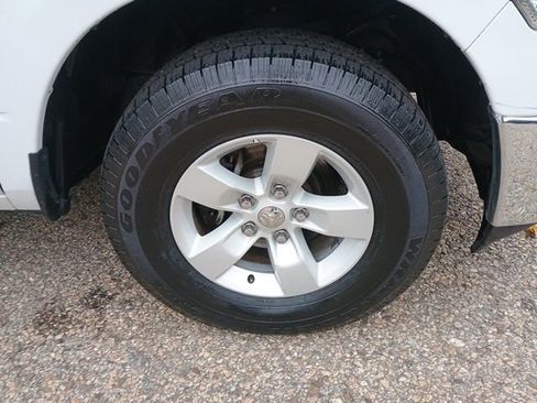 Used 2023 RAM 1500 Classic SLT w/ Trailer & Traction Group image 10