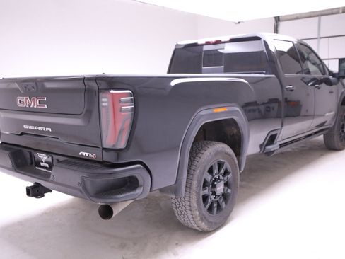 Used 2024 GMC Sierra 3500 AT4 w/ AT4 Premium Plus Package image 5