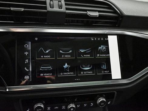 New 2025 Audi Q3 2.0T Premium image 14