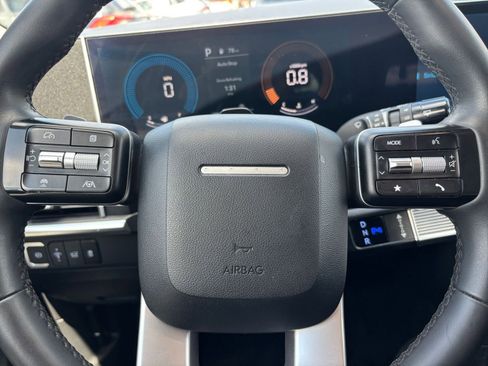 Used 2025 Hyundai Santa Fe SEL image 30