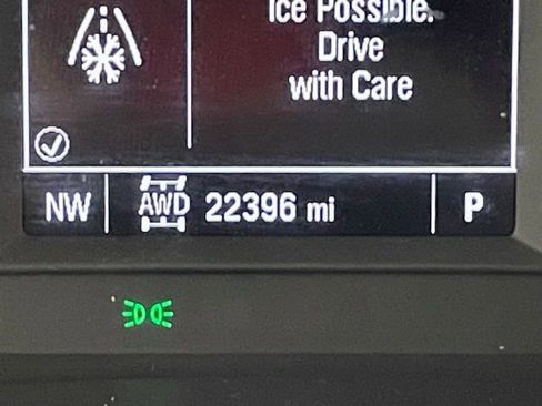 Used 2023 Chevrolet TrailBlazer RS w/ Convenience Package image 2