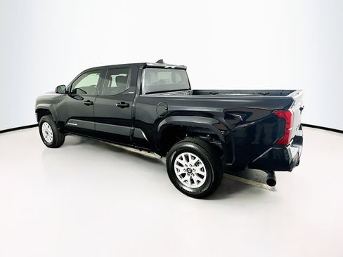 Used 2025 Toyota Tacoma SR5 image 5