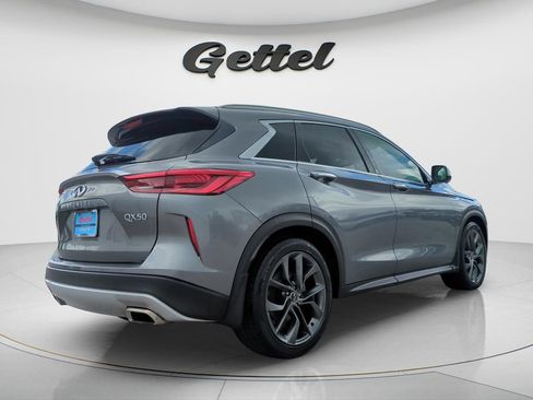 Used 2019 INFINITI QX50 Essential w/ Sensory Package FWD image 5