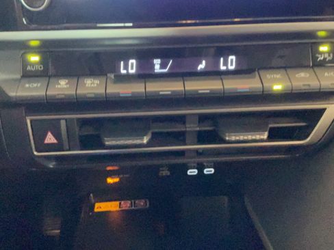 Used 2025 Toyota Camry LE FWD image 14