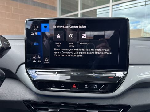 Used 2023 Volkswagen ID.4 Pro S image 22